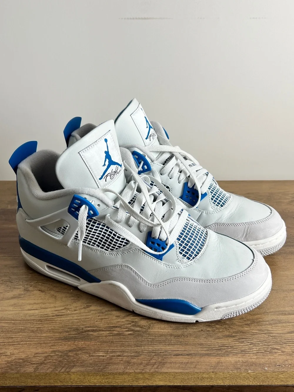 Jordan 4 Retro Military Blue (2024)
